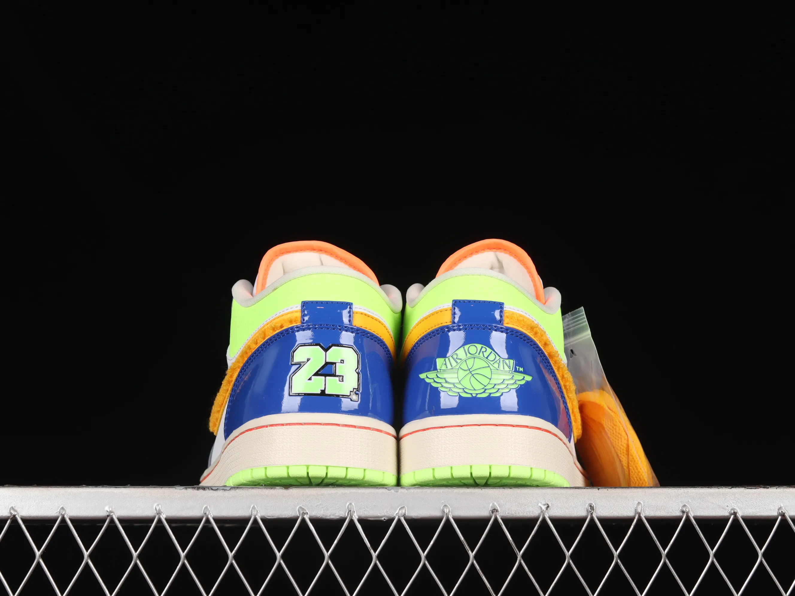 All categories Air Jordan Jordan series basketball shoes Air Jordan 1 Low Air Jordan 1 Low AJ1 Joe 1 patent leather color matching Retro culture and leisure sports sneakers FB1835-181
